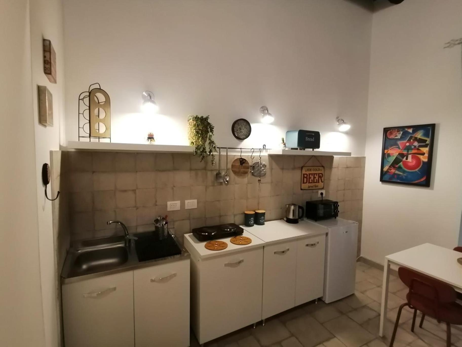 ナポリIl Vicoletto Sul Castelloアパートメント エクステリア 写真